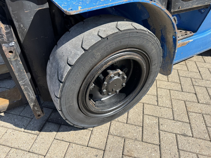 Дизелов мотокар Caterpillar DP35K: снимка 10