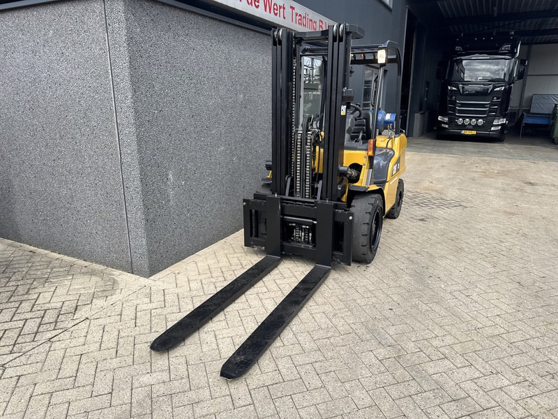 Caterpillar GP35 Triplo 430 Freelift / Sideshift / 4e Functie LPG 2008 - Газокар: снимка 4 Caterpillar GP35 Triplo 430 Freelift / Sideshift / 4e Functie LPG 2008 - Газокар: снимка 4