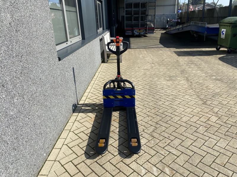 Electrische pallet truck HWE15 Nieuw elektrisch Lion accu HWE15 - Палетна количка: снимка 5 Electrische pallet truck HWE15 Nieuw elektrisch Lion accu HWE15 - Палетна количка: снимка 5