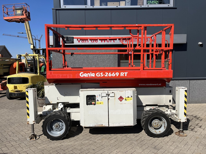 Genie GS 2669 RT Hoogwerker / arbeitsbuhne - Ножична работна платформа: снимка 4 Genie GS 2669 RT Hoogwerker / arbeitsbuhne - Ножична работна платформа: снимка 4