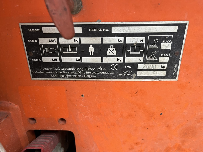 JLG 2030 ES - Ножична работна платформа: снимка 2 JLG 2030 ES - Ножична работна платформа: снимка 2