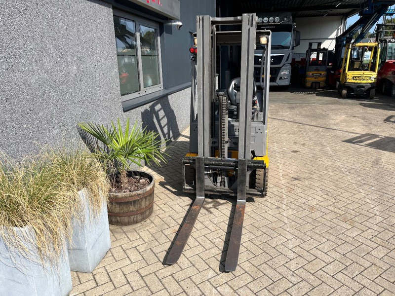 Jungheinrich EFG215 EFG215 triplo460 freelift sideshift 2016 heftruck forklift electrisch - Електрокар: снимка 4 Jungheinrich EFG215 EFG215 triplo460 freelift sideshift 2016 heftruck forklift electrisch - Електрокар: снимка 4