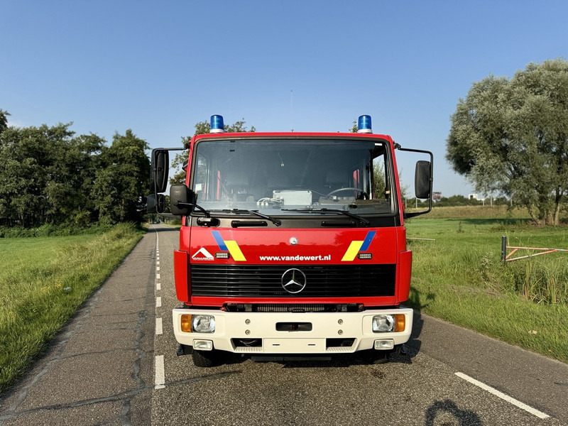 Mercedes-Benz 1124 - Пожарна кола: снимка 3 Mercedes-Benz 1124 - Пожарна кола: снимка 3