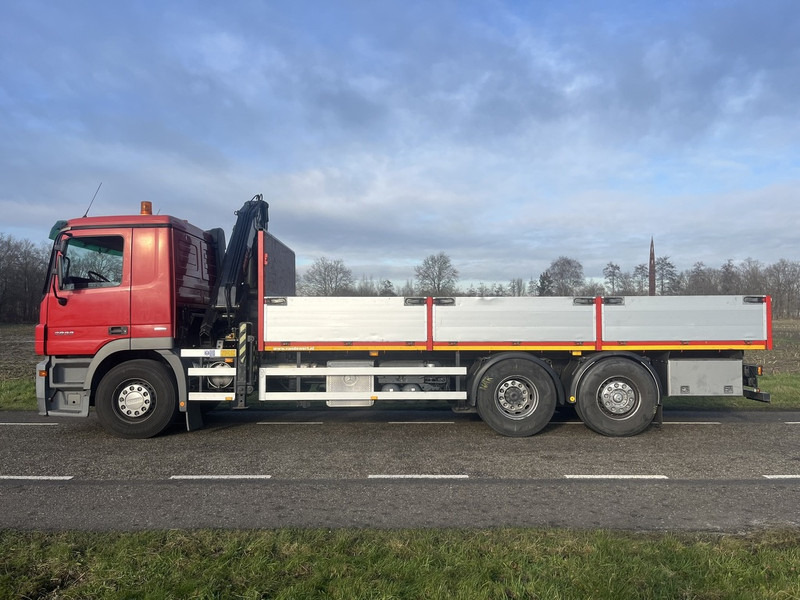 Mercedes-Benz ACTROS 2832 - MKG HKL140 - automaat - EURO5 -lift/stuur as - 600dkm - 2006 - Бордови камион, Камион с кран: снимка 5 Mercedes-Benz ACTROS 2832 - MKG HKL140 - automaat - EURO5 -lift/stuur as - 600dkm - 2006 - Бордови камион, Камион с кран: снимка 5