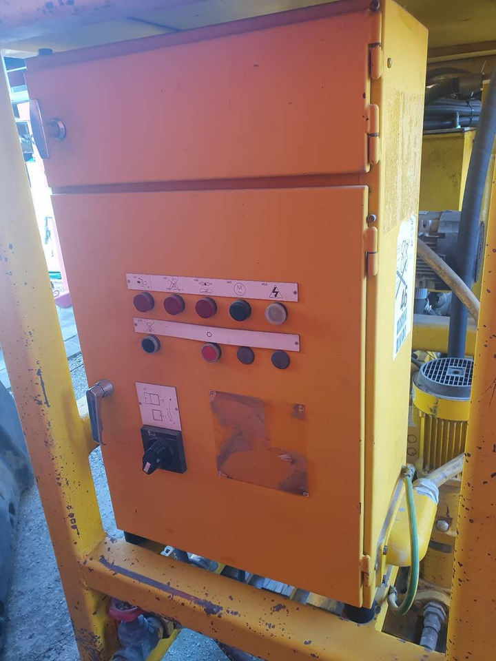 Atlas Copco DCS-12-45-1 powerpack - Тунелопробивната машина: снимка 3 Atlas Copco DCS-12-45-1 powerpack - Тунелопробивната машина: снимка 3