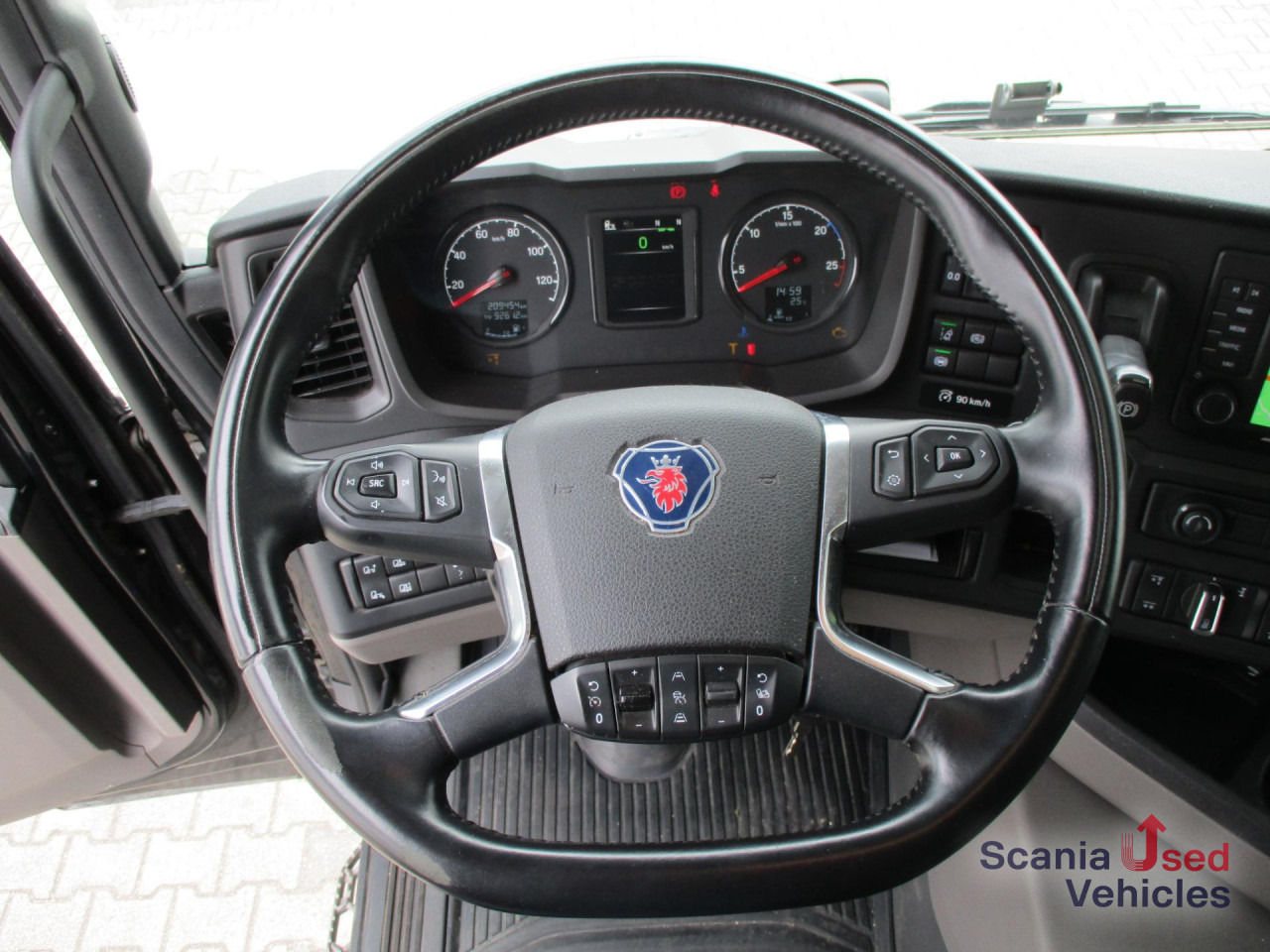 SCANIA G 450 B6x2*4NA Lenk-/ Liftachse - Камион с брезент: снимка 2 SCANIA G 450 B6x2*4NA Lenk-/ Liftachse - Камион с брезент: снимка 2