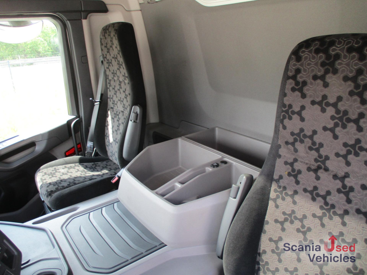 За напитки камион SCANIA P 320 B6x2*4LB: снимка 13