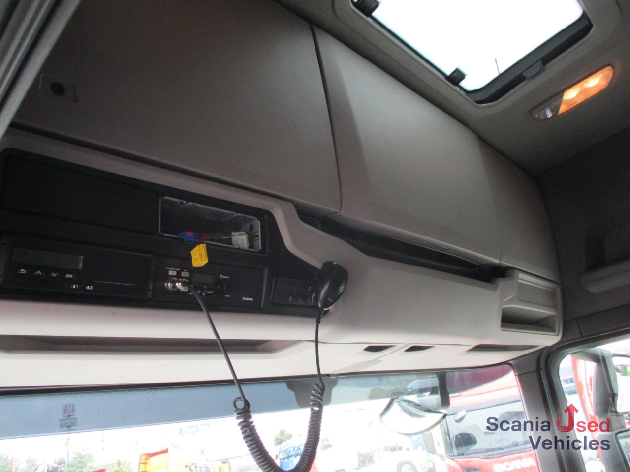 Лизинг на SCANIA R 460 A4x2NA / ADR AT / Navi / LED / Hydr. SCANIA R 460 A4x2NA / ADR AT / Navi / LED / Hydr.: снимка 14