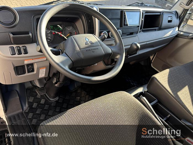 Interior photo 1: Лизинг на FUSO 3C15 FUSO 3C15