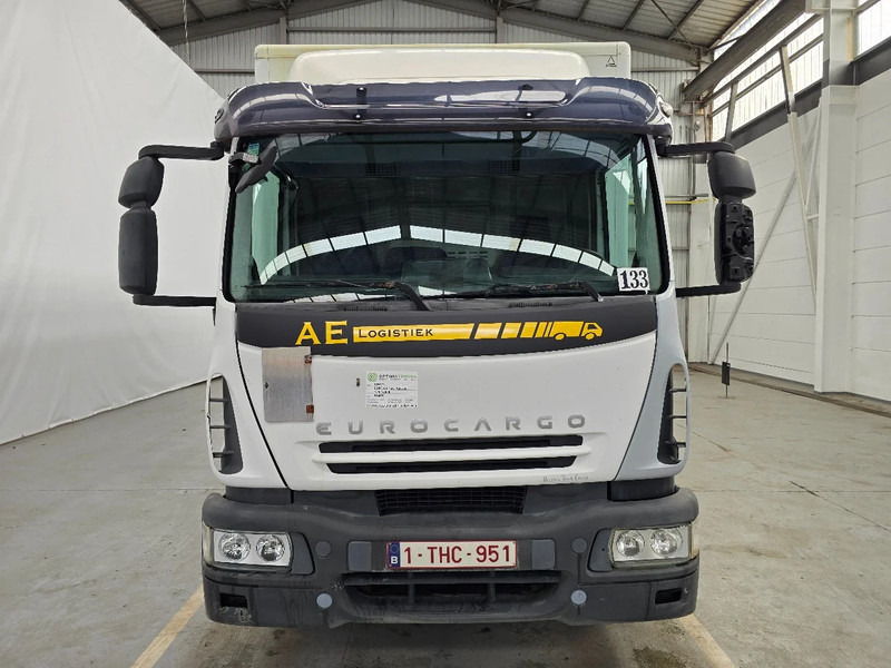 Iveco EuroCargo 120 E22 / MANUEL / EURO 5 / AIRCO - Камион фургон: снимка 2 Iveco EuroCargo 120 E22 / MANUEL / EURO 5 / AIRCO - Камион фургон: снимка 2
