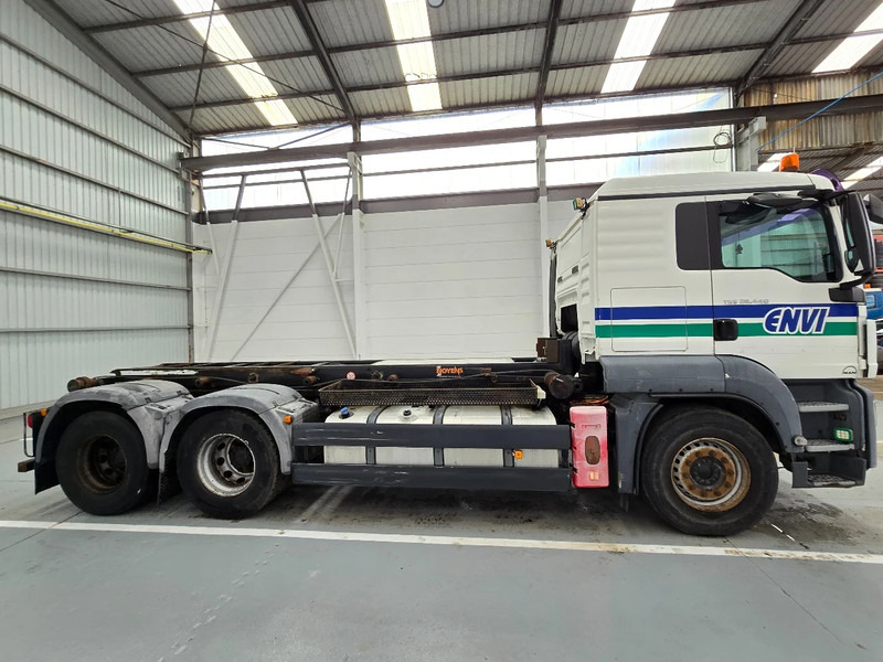 MAN TGS 28.440 6x2 / EURO 5 / AIRCO / LIFTAS / 10 roues - 10 tyres - Шаси кабина: снимка 4 MAN TGS 28.440 6x2 / EURO 5 / AIRCO / LIFTAS / 10 roues - 10 tyres - Шаси кабина: снимка 4