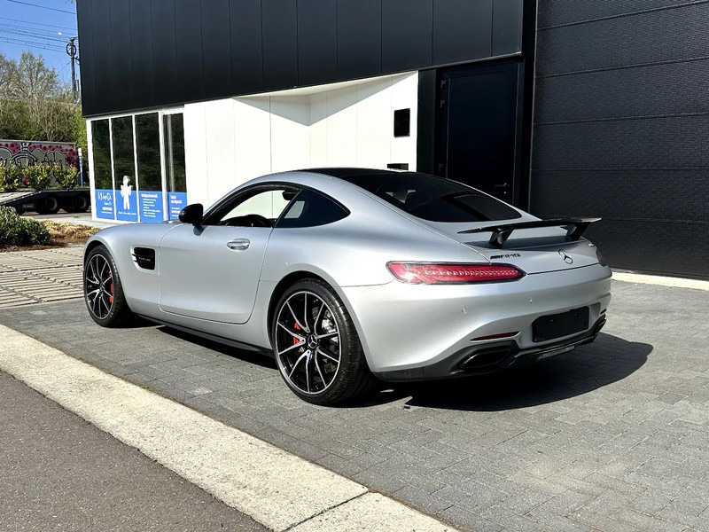 Mercedes-Benz AMG GT S / V8 4.0 L Biturbo (M178) - Лек автомобил: снимка 4 Mercedes-Benz AMG GT S / V8 4.0 L Biturbo (M178) - Лек автомобил: снимка 4