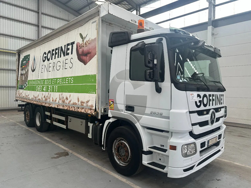 Mercedes-Benz Actros 2636 RETARDER / 283568 km / 6x2 / EURO 5 / ADR / MP3 - Камион с брезент: снимка 4 Mercedes-Benz Actros 2636 RETARDER / 283568 km / 6x2 / EURO 5 / ADR / MP3 - Камион с брезент: снимка 4