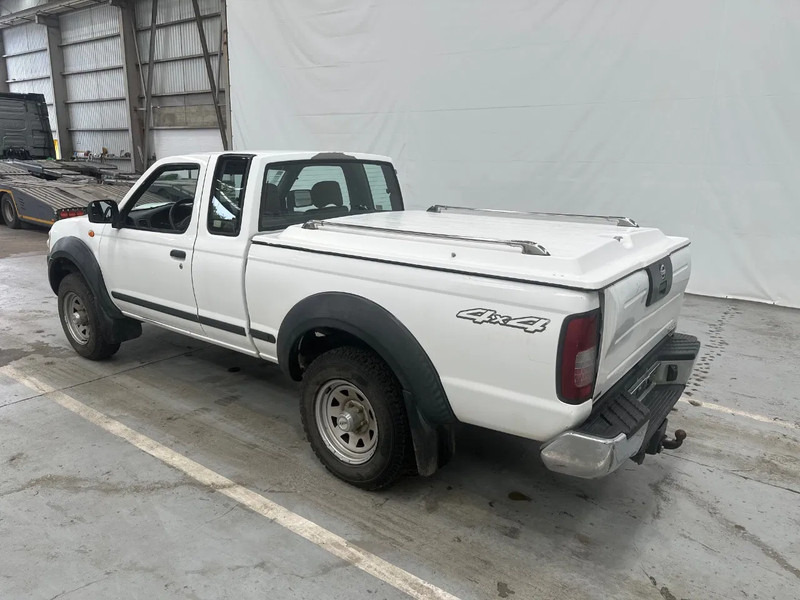 Nissan Navara 2.5 Di / EURO 3 - Лек автомобил: снимка 3 Nissan Navara 2.5 Di / EURO 3 - Лек автомобил: снимка 3