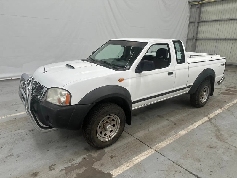 Nissan Navara 2.5 Di / EURO 3 - Лек автомобил: снимка 1 Nissan Navara 2.5 Di / EURO 3 - Лек автомобил: снимка 1