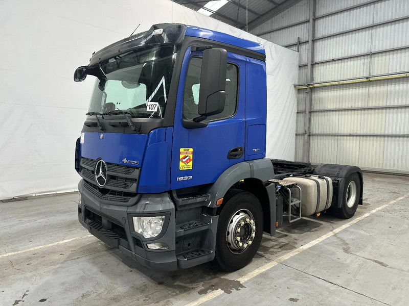 Mercedes-Benz Antos 1833 AIRCO / 352385 km - Влекач: снимка 1 Mercedes-Benz Antos 1833 AIRCO / 352385 km - Влекач: снимка 1