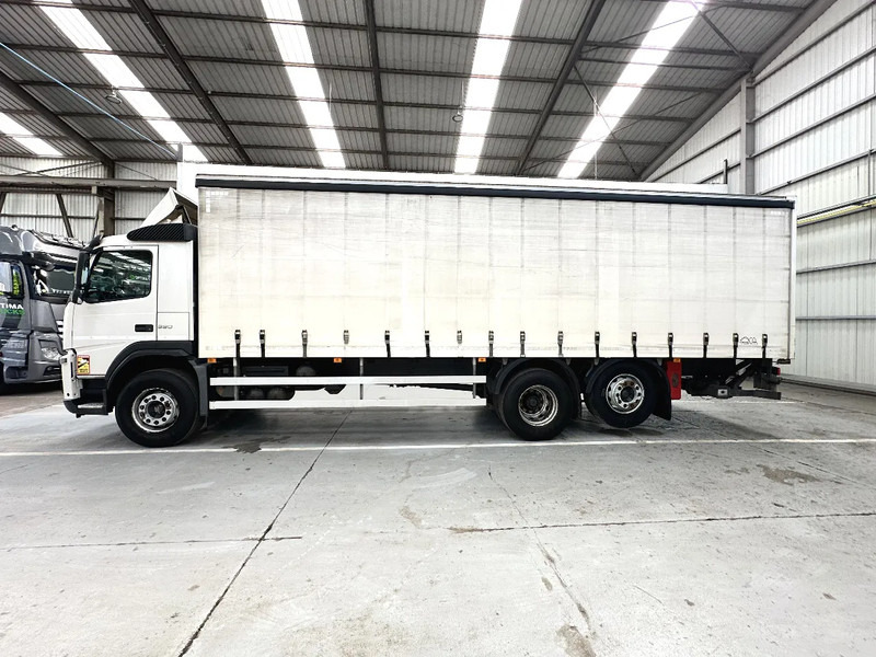 Volvo FM 330 / Essieu relevable et directionnel / Steerable lift axle / Lift as en stuuras - Камион с брезент: снимка 2 Volvo FM 330 / Essieu relevable et directionnel / Steerable lift axle / Lift as en stuuras - Камион с брезент: снимка 2