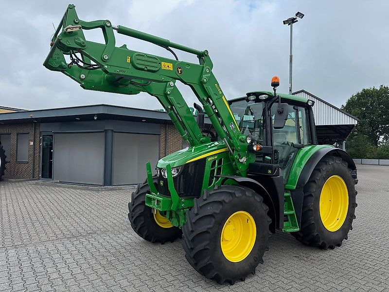 John Deere 6100M + VOORLADER 2024 710 UUR!!! - Трактор: снимка 1 John Deere 6100M + VOORLADER 2024 710 UUR!!! - Трактор: снимка 1