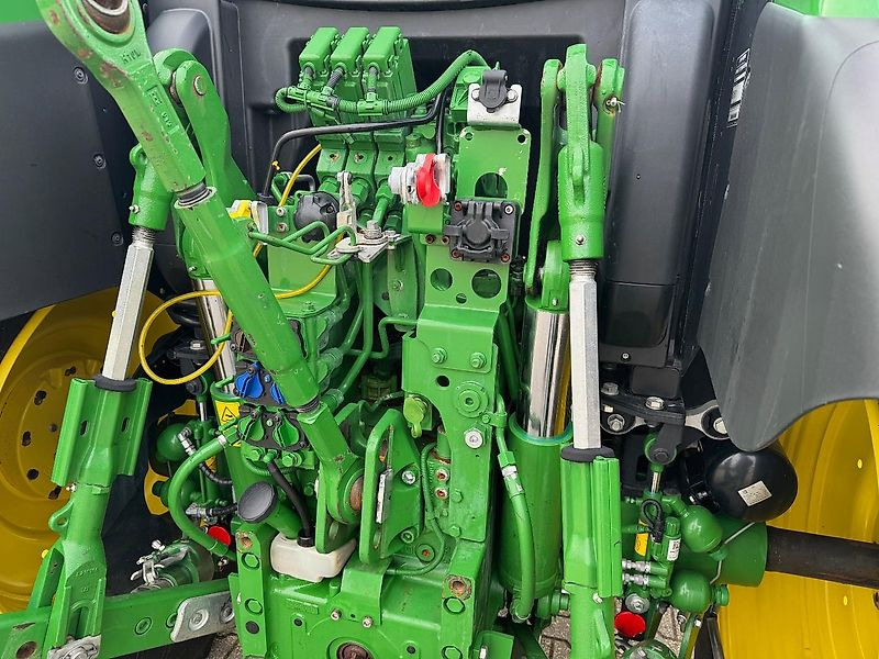 John Deere 6R110 AP 50KM COMMAND-PRO + VOORLADER G5-DISPLAY!!! - Трактор: снимка 4 John Deere 6R110 AP 50KM COMMAND-PRO + VOORLADER G5-DISPLAY!!! - Трактор: снимка 4