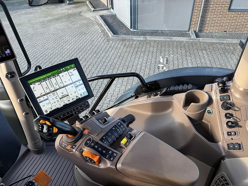 Трактор John Deere 6R195 AP 50KM COMMAND-PRO 2023 1490 UUR!!!: снимка 9 Трактор John Deere 6R195 AP 50KM COMMAND-PRO 2023 1490 UUR!!!: снимка 9
