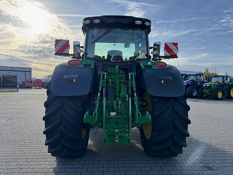 John Deere 6R195 AP 50KM COMMAND-PRO 2023 1490 UUR!!! - Трактор: снимка 3 John Deere 6R195 AP 50KM COMMAND-PRO 2023 1490 UUR!!! - Трактор: снимка 3