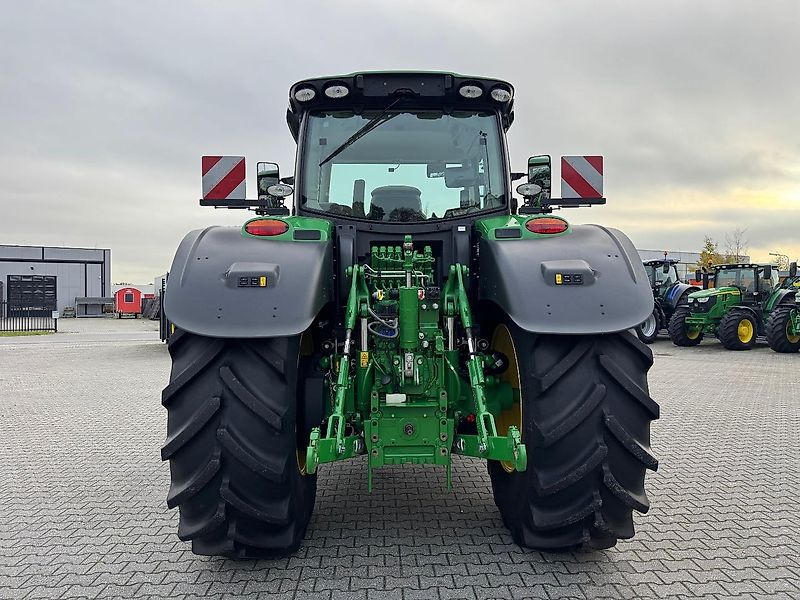John Deere 6R195 AP 50KM COMMAND-PRO G5-PLUS 2024 665 UUR!!! - Трактор: снимка 3 John Deere 6R195 AP 50KM COMMAND-PRO G5-PLUS 2024 665 UUR!!! - Трактор: снимка 3