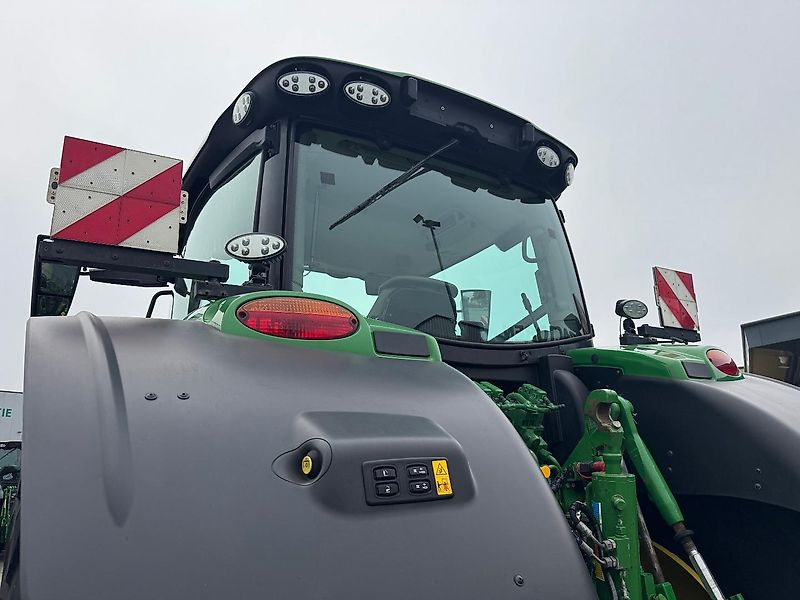 John Deere 6R215 AP 50KM COMMAND-PRO 2022!!! - Трактор: снимка 5 John Deere 6R215 AP 50KM COMMAND-PRO 2022!!! - Трактор: снимка 5