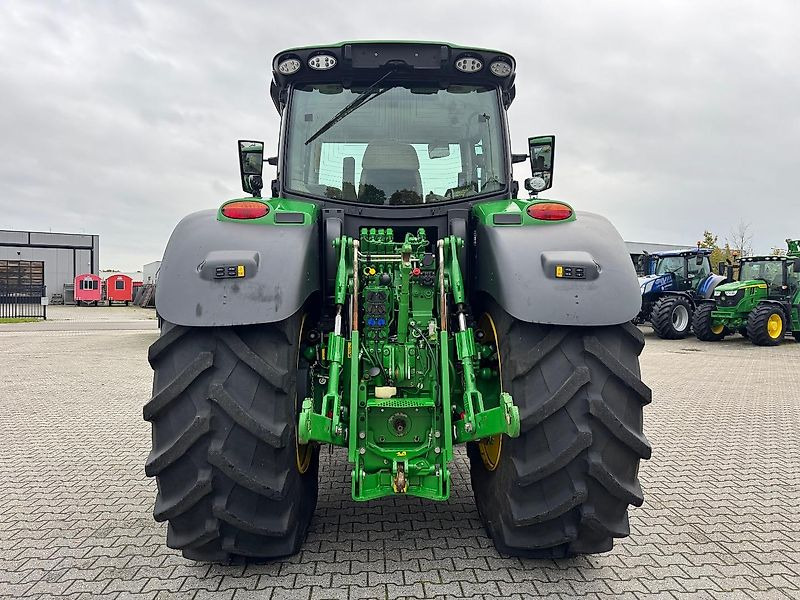 John Deere 6R215 AP 50KM COMMAND-PRO 2024!!! - Трактор: снимка 3 John Deere 6R215 AP 50KM COMMAND-PRO 2024!!! - Трактор: снимка 3