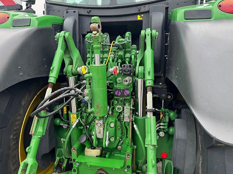 John Deere 6R250 AP 50KM COMMAND-PRO FH+FA 2022 2800 UUR!!! - Трактор: снимка 5 John Deere 6R250 AP 50KM COMMAND-PRO FH+FA 2022 2800 UUR!!! - Трактор: снимка 5