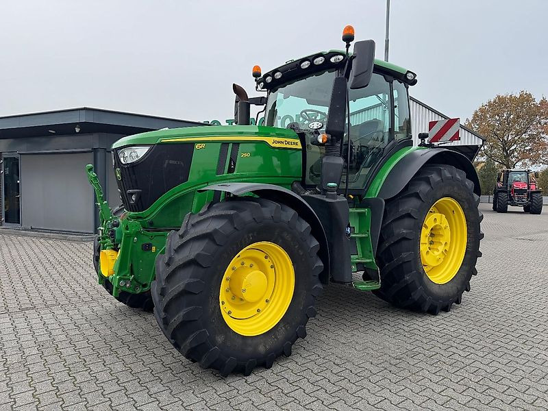 John Deere 6R250 AP 50KM COMMAND-PRO FH+FA 2022 2800 UUR!!! - Трактор: снимка 1 John Deere 6R250 AP 50KM COMMAND-PRO FH+FA 2022 2800 UUR!!! - Трактор: снимка 1