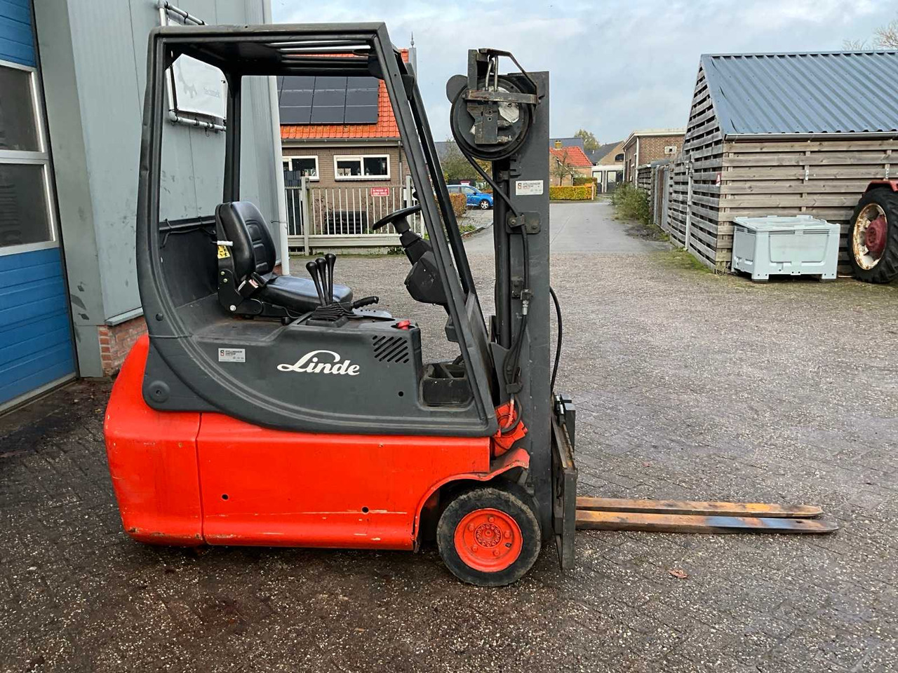 1996 LINDE E16 FORKLIFT - Мотокар: снимка 5 1996 LINDE E16 FORKLIFT - Мотокар: снимка 5