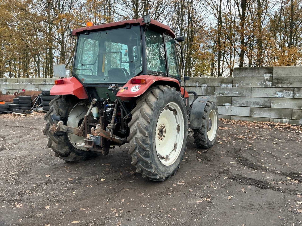 1996 NEW HOLLAND L85 DT ALL-WHEEL DRIVE FARM TRACTOR - Трактор: снимка 5 1996 NEW HOLLAND L85 DT ALL-WHEEL DRIVE FARM TRACTOR - Трактор: снимка 5