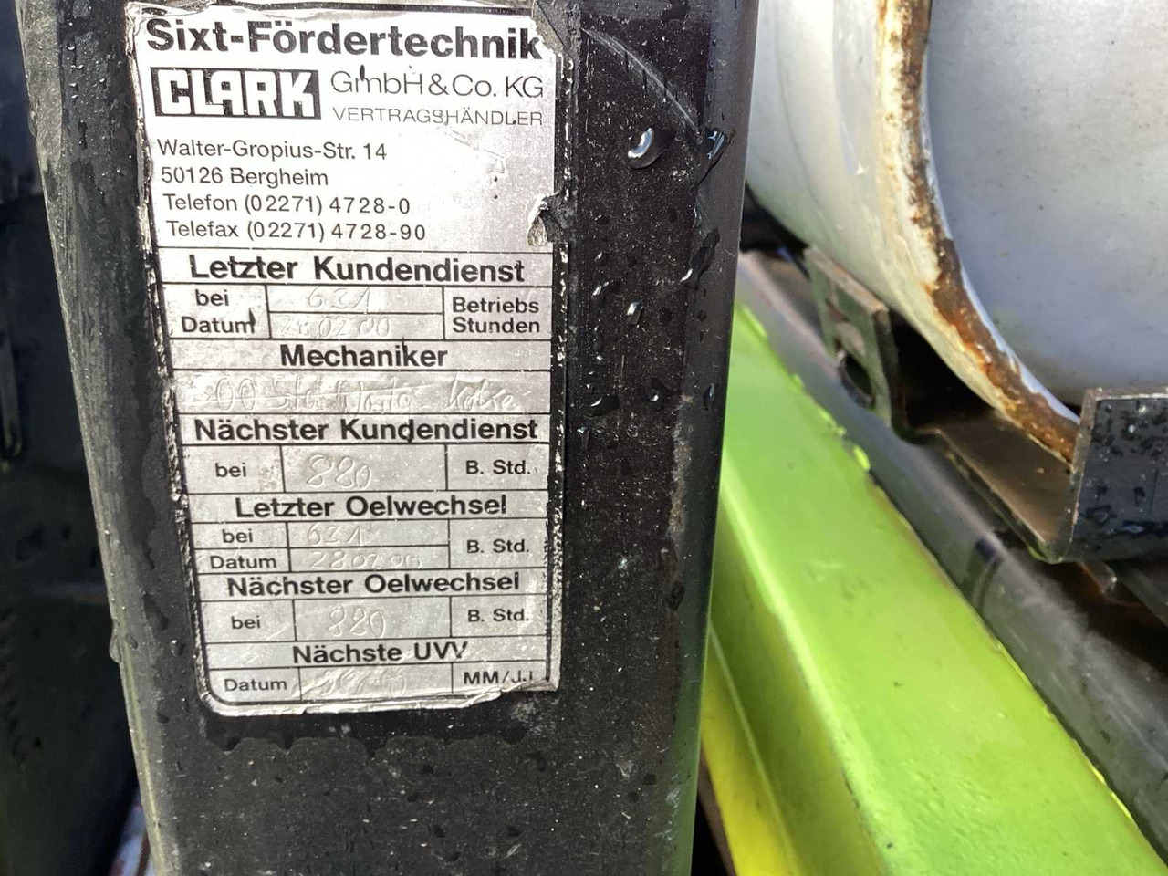 Мотокар 1999 CLARK CGC30 FORKLIFT 7300 MM: снимка 15 Мотокар 1999 CLARK CGC30 FORKLIFT 7300 MM: снимка 15