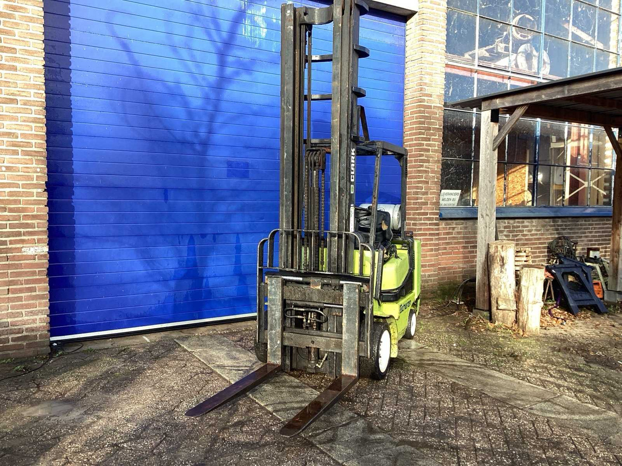 Мотокар 1999 CLARK CGC30 FORKLIFT 7300 MM: снимка 13 Мотокар 1999 CLARK CGC30 FORKLIFT 7300 MM: снимка 13