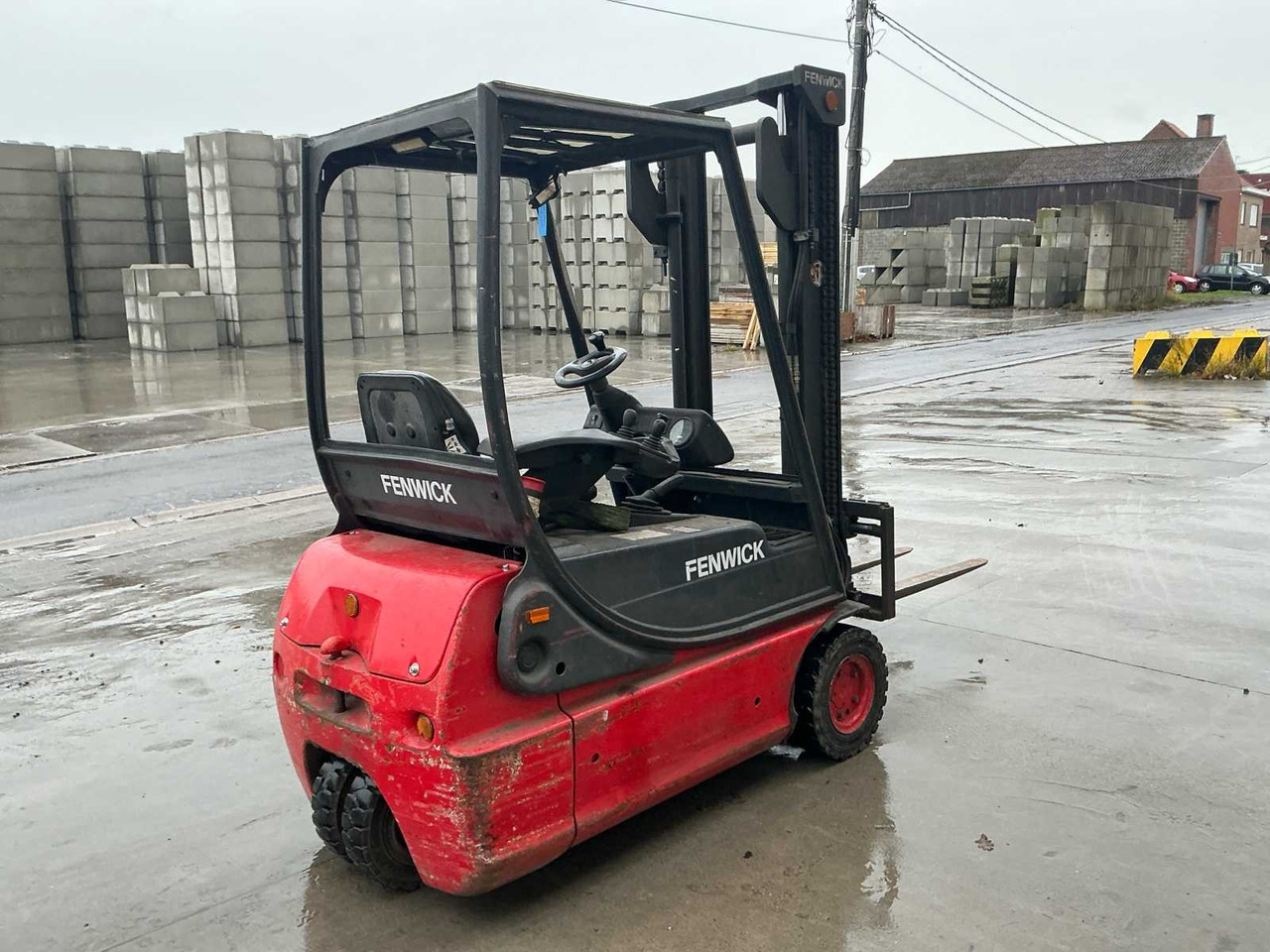 2001 LINDE E16C-02 FORKLIFT - Мотокар: снимка 4 2001 LINDE E16C-02 FORKLIFT - Мотокар: снимка 4
