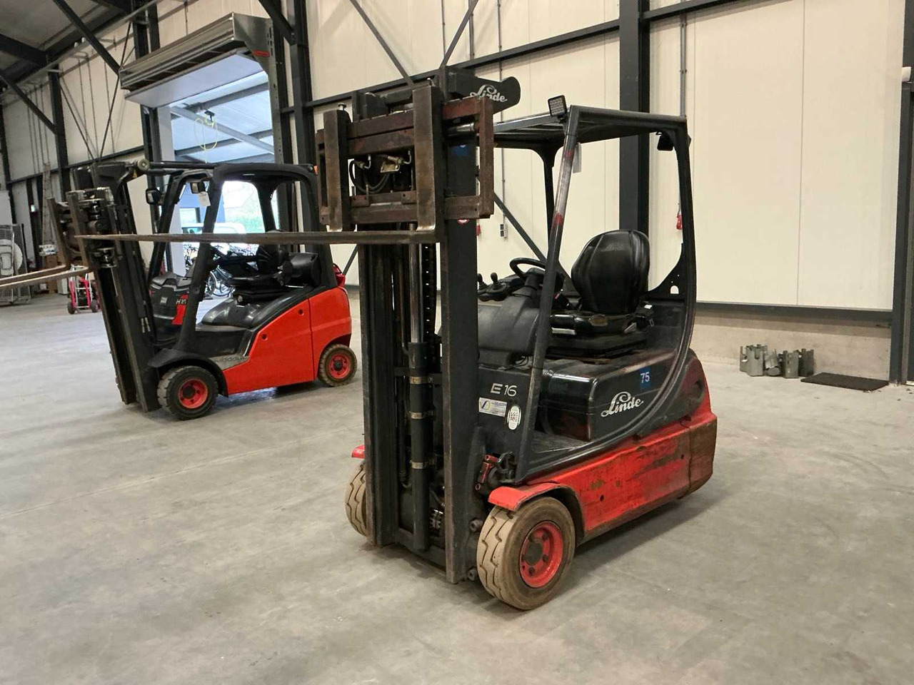 2001 LINDE E16C-02 FORKLIFT - Мотокар: снимка 2 2001 LINDE E16C-02 FORKLIFT - Мотокар: снимка 2