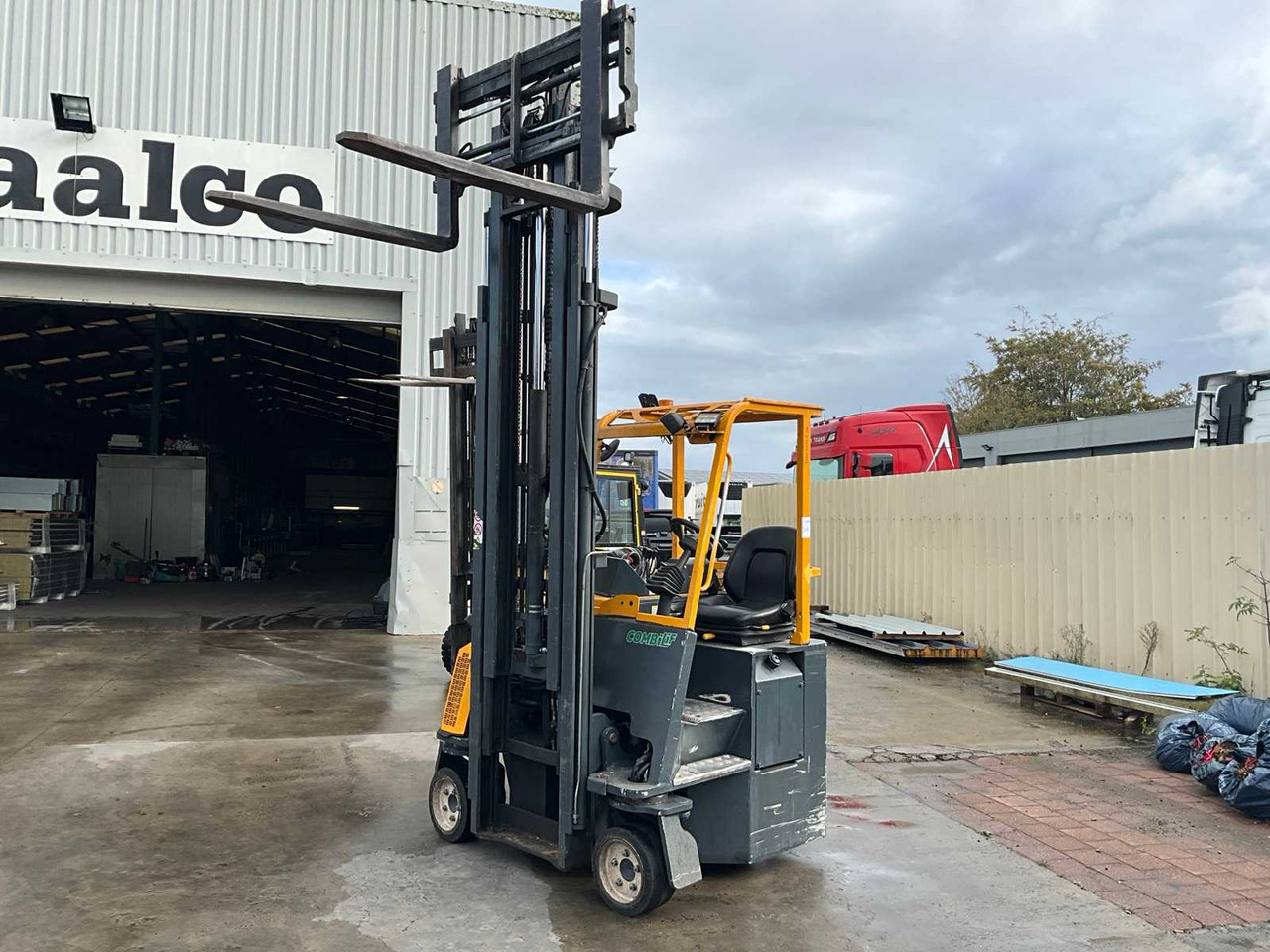 2003 COMBILIFT C2500CB FORKLIFT 4-WAY - Мотокар: снимка 2 2003 COMBILIFT C2500CB FORKLIFT 4-WAY - Мотокар: снимка 2