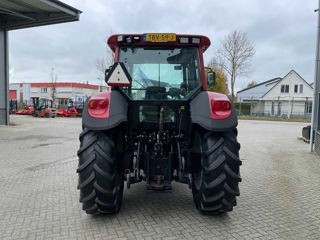 2004 VALTRA T120 ALL-WHEEL DRIVE FARM TRACTOR - Трактор: снимка 5 2004 VALTRA T120 ALL-WHEEL DRIVE FARM TRACTOR - Трактор: снимка 5