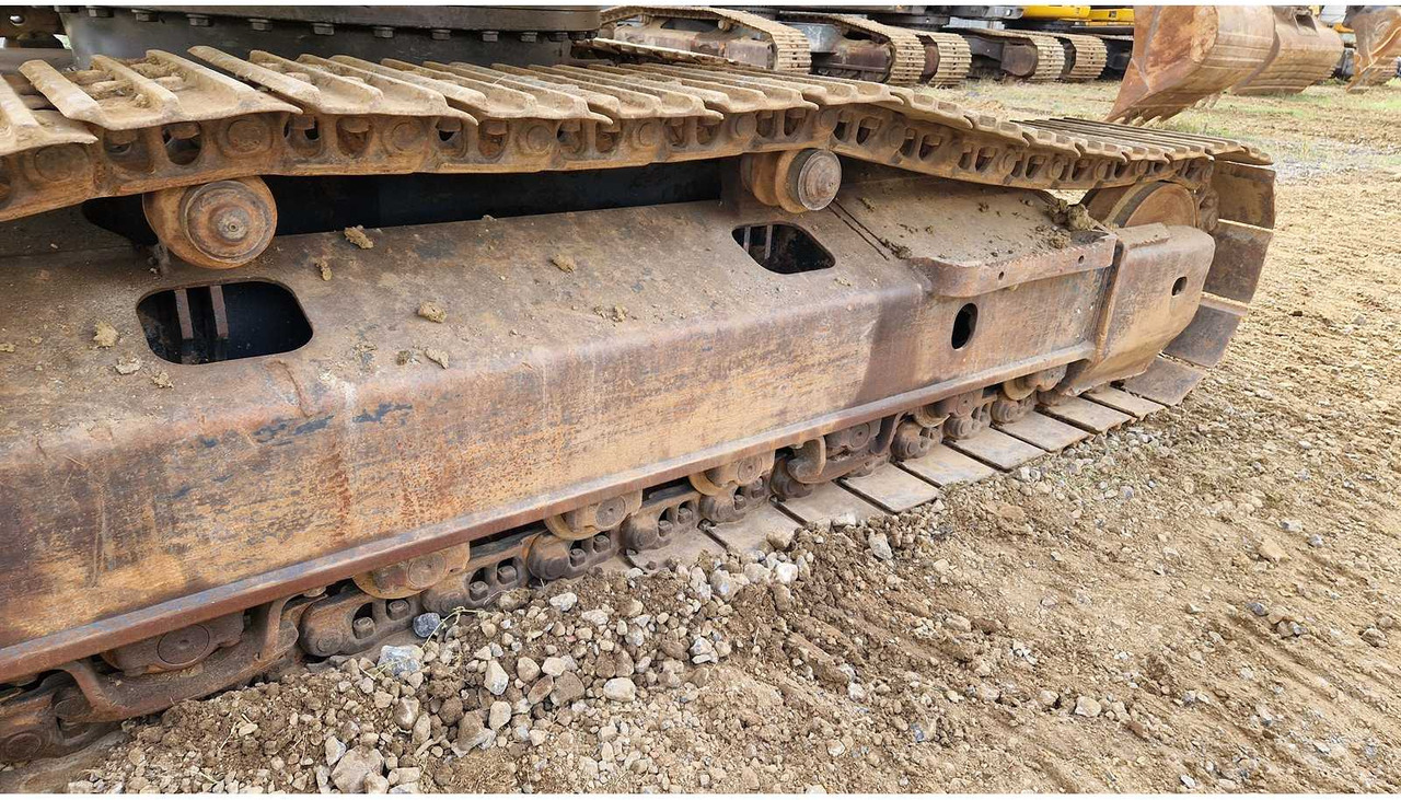 Багер 2006 KOMATSU PC210NLC TRACKED EXCAVATOR: снимка 22