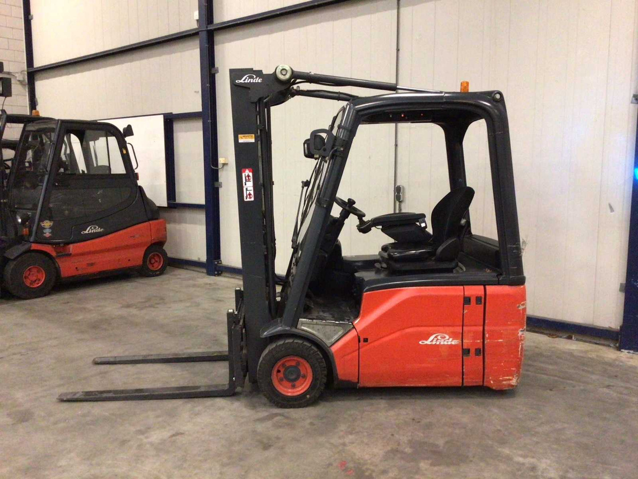 2007 LINDE E16 FORKLIFT - Мотокар: снимка 2 2007 LINDE E16 FORKLIFT - Мотокар: снимка 2
