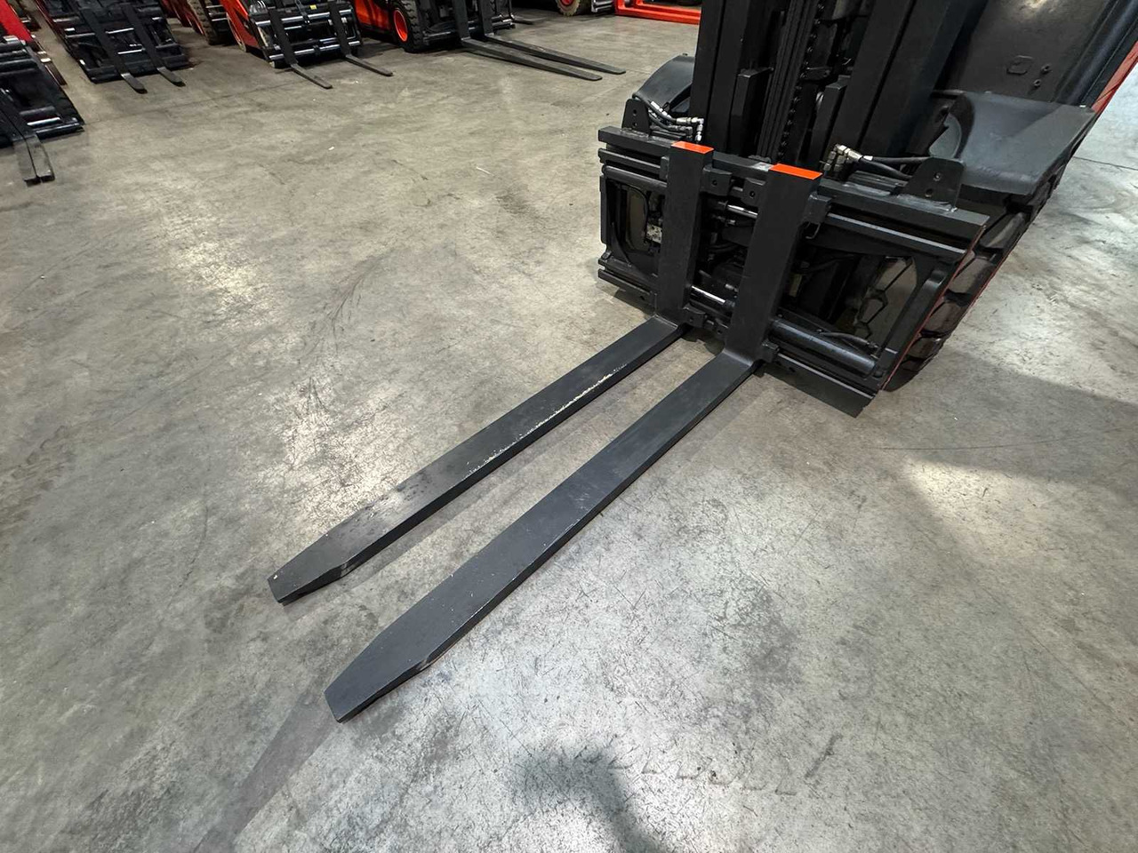 Мотокар 2010 LINDE H30D-01 3.000KG 3.+4. VALVE FORK ADJUSTER TRIPLEX DIESEL FORKLIFT FORKLIFT 10,482 HOURS.: снимка 7 Мотокар 2010 LINDE H30D-01 3.000KG 3.+4. VALVE FORK ADJUSTER TRIPLEX DIESEL FORKLIFT FORKLIFT 10,482 HOURS.: снимка 7