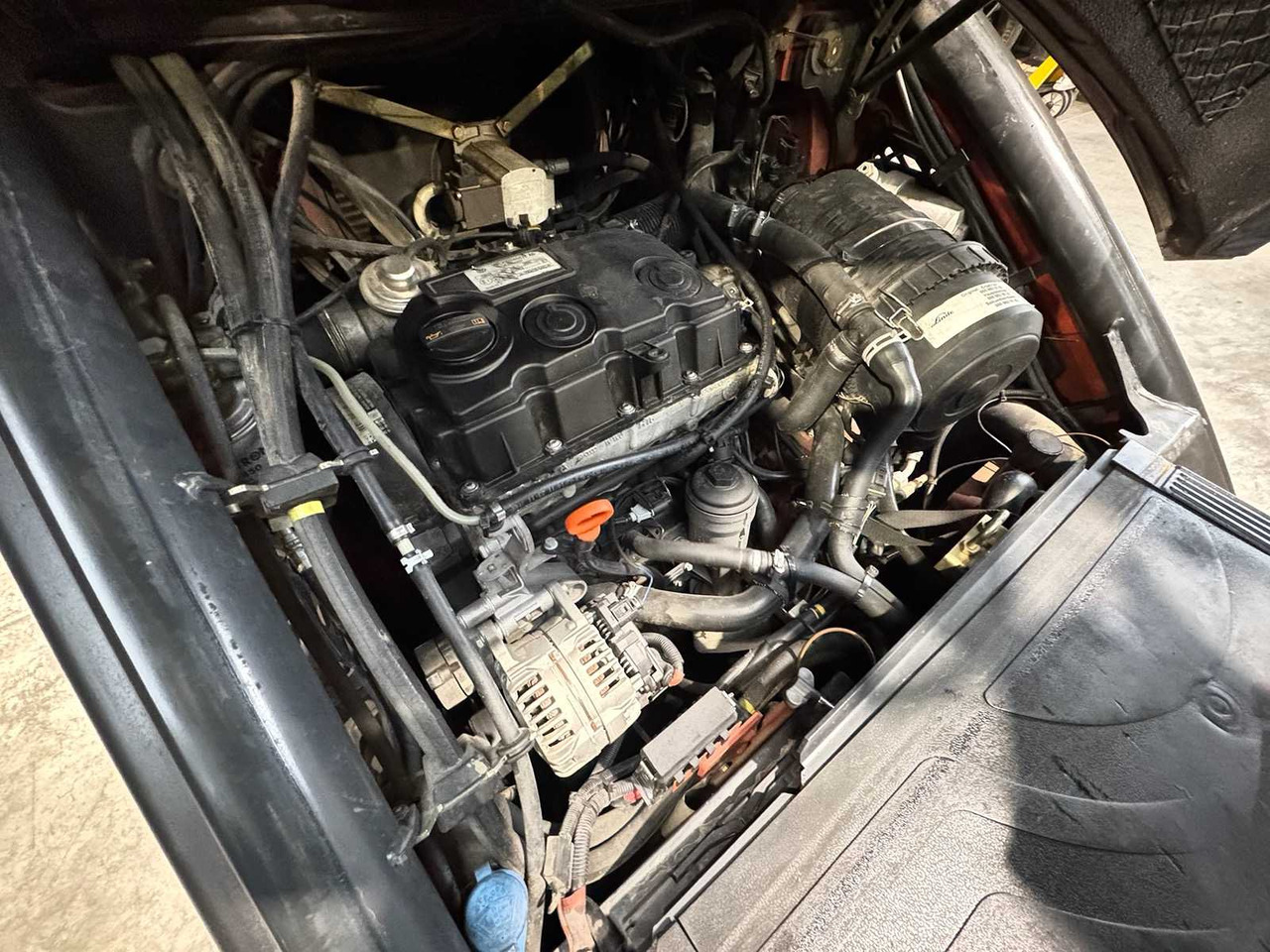 Мотокар 2010 LINDE H30D-01 3.000KG 3.+4. VALVE FORK ADJUSTER TRIPLEX DIESEL FORKLIFT FORKLIFT 10,482 HOURS.: снимка 20 Мотокар 2010 LINDE H30D-01 3.000KG 3.+4. VALVE FORK ADJUSTER TRIPLEX DIESEL FORKLIFT FORKLIFT 10,482 HOURS.: снимка 20