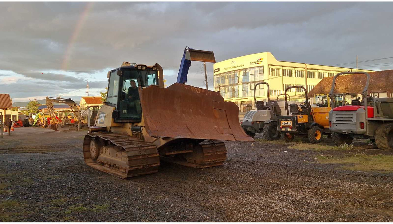 2012 CATERPILLAR D6K 2 LGP BULLDOZER - Булдозер: снимка 2 2012 CATERPILLAR D6K 2 LGP BULLDOZER - Булдозер: снимка 2