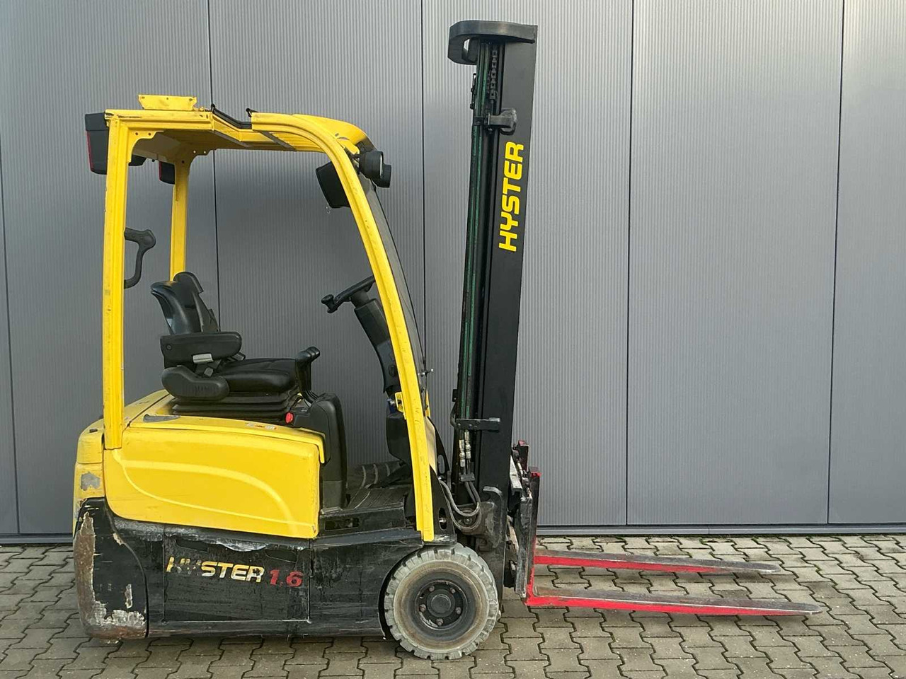 2012 HYSTER J1.6XNT SWB FORKLIFT - Мотокар: снимка 2 2012 HYSTER J1.6XNT SWB FORKLIFT - Мотокар: снимка 2