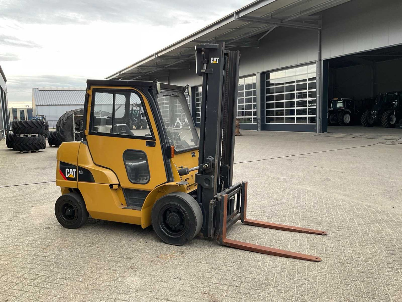 2013 CATERPILLAR DP40N FORKLIFT - Мотокар: снимка 3 2013 CATERPILLAR DP40N FORKLIFT - Мотокар: снимка 3