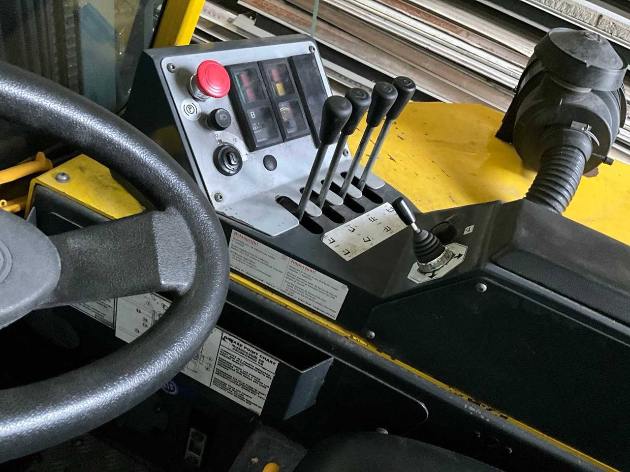 2013 COMBILIFT C3000CB FORKLIFT 4-WAY - Мотокар: снимка 4 2013 COMBILIFT C3000CB FORKLIFT 4-WAY - Мотокар: снимка 4