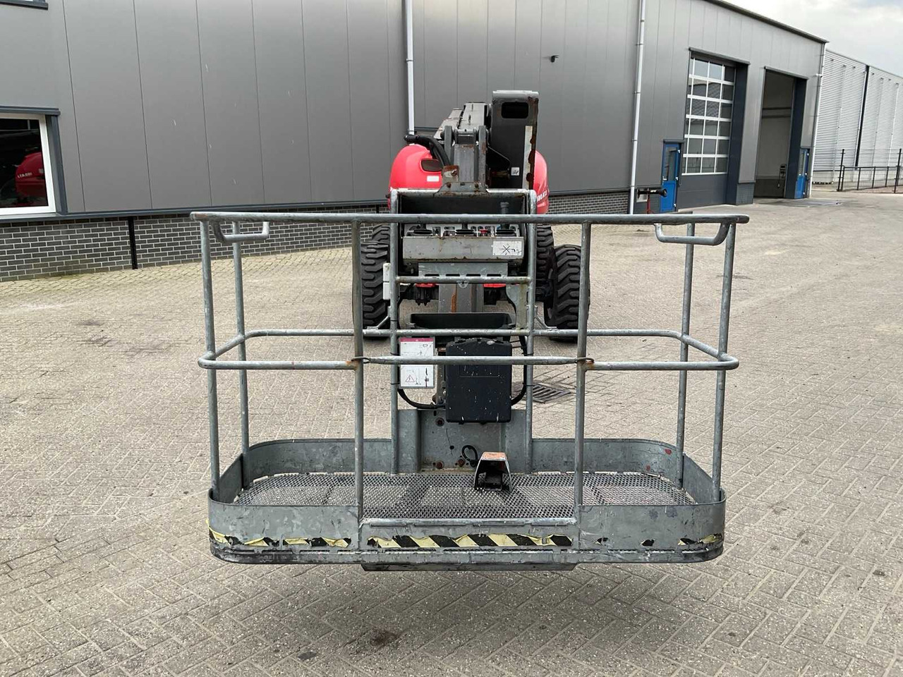 2013 MANITOU MANIACCESS 180 AJT E3 AERIAL PLATFORM - Работна площадка: снимка 3 2013 MANITOU MANIACCESS 180 AJT E3 AERIAL PLATFORM - Работна площадка: снимка 3