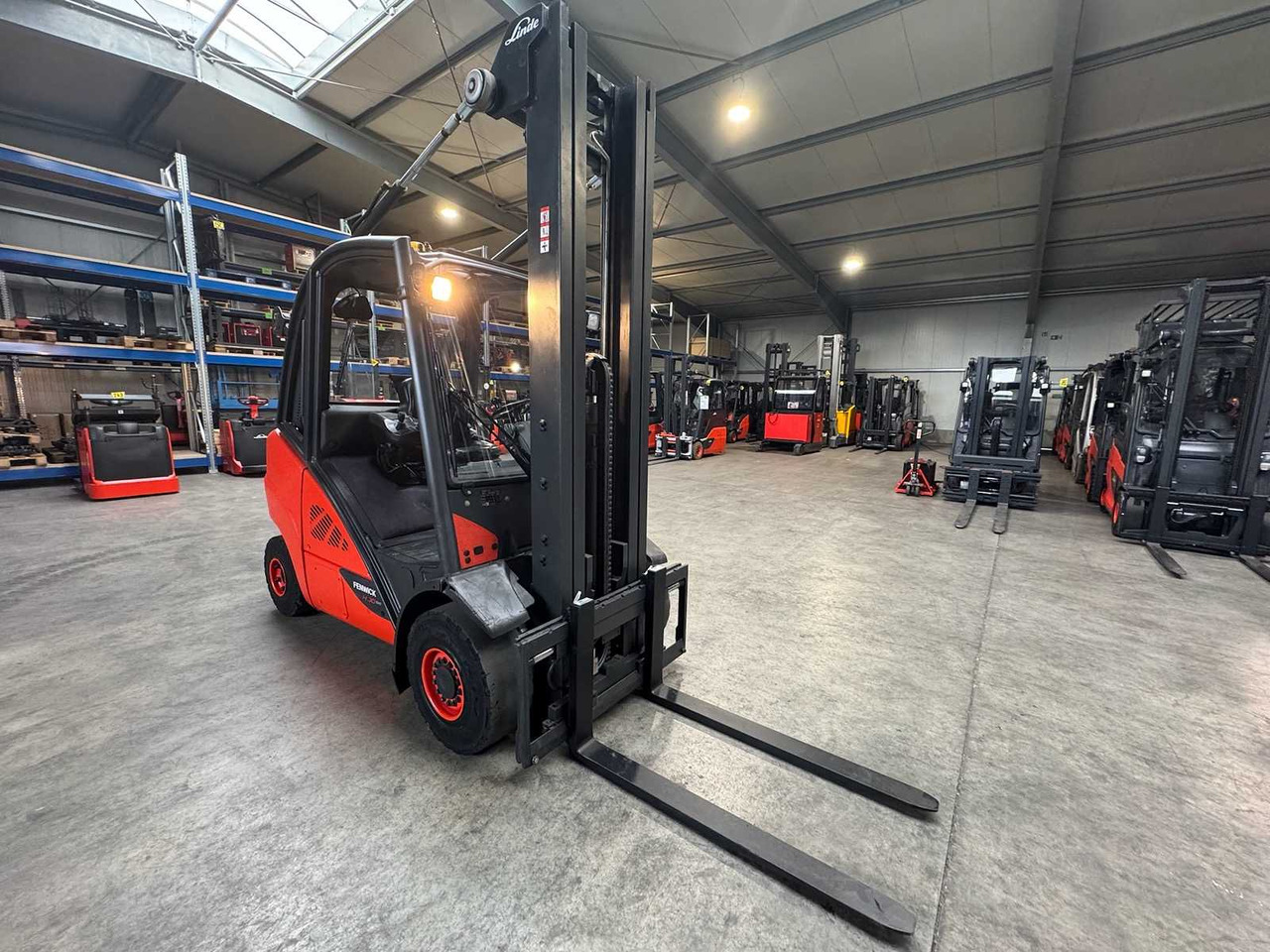 2015 SERVICE + UVV 09/2026 LINDE H30T 3,000KG TRIPLEX 645CM GAS FORKLIFT FORKLIFT 4,066 HOURS - Мотокар: снимка 4 2015 SERVICE + UVV 09/2026 LINDE H30T 3,000KG TRIPLEX 645CM GAS FORKLIFT FORKLIFT 4,066 HOURS - Мотокар: снимка 4