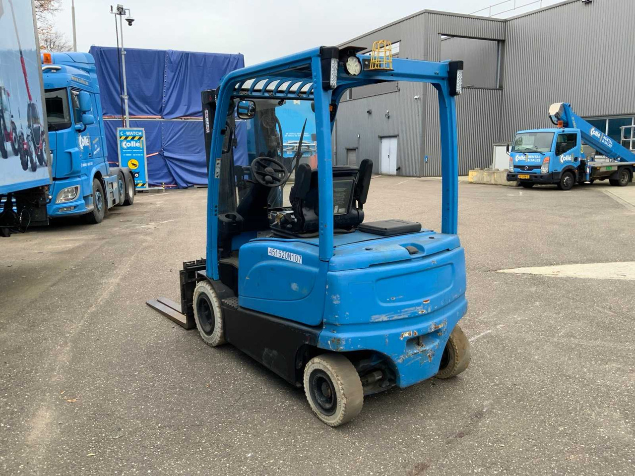 2015 YALE ERP25VL FORKLIFT - Мотокар: снимка 4 2015 YALE ERP25VL FORKLIFT - Мотокар: снимка 4