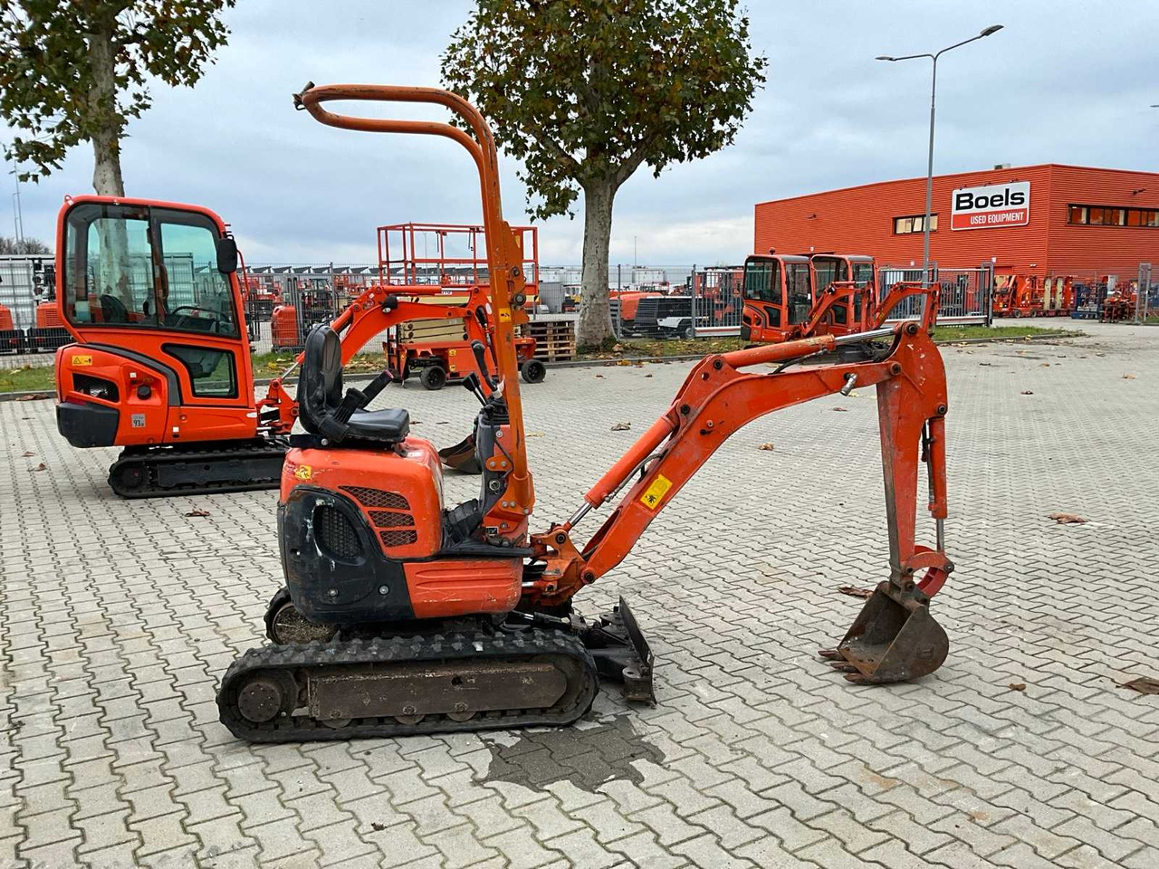 2016 KUBOTA U10-3 VHG MINI EXCAVATOR - Мини багер: снимка 5 2016 KUBOTA U10-3 VHG MINI EXCAVATOR - Мини багер: снимка 5